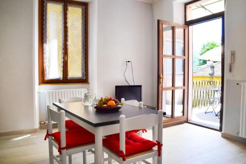 Hidden Terrace With Lake View – Photos 3