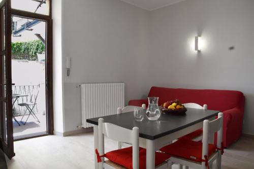 Hidden Terrace With Lake View – Photos 4