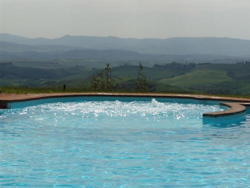 Πισίνα στο ή κοντά στο Agriturismo eco-bio Belmonte Vacanze