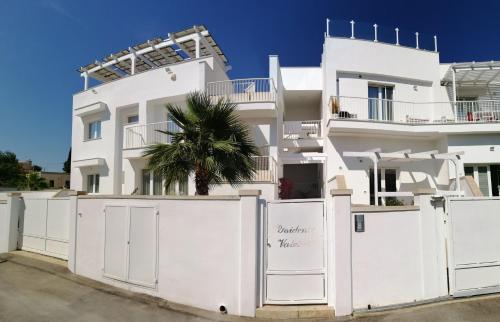 The building in which Az apartmant is located