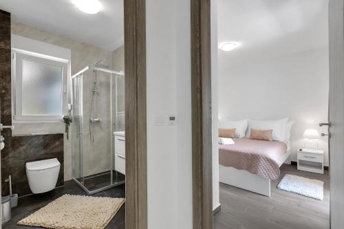 Central Makarska - Apartments Šantrić photo 3