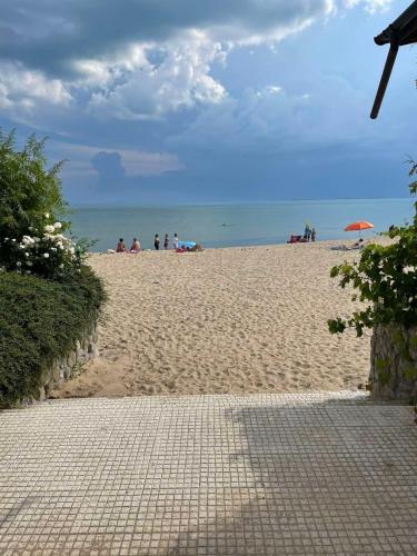 Galeriebild der Unterkunft Robinzon apartmets -Elenite in Sweti Wlas