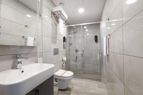 Ένα μπάνιο στο Nova Vista Deluxe & Suites a Member of Radisson Individuals