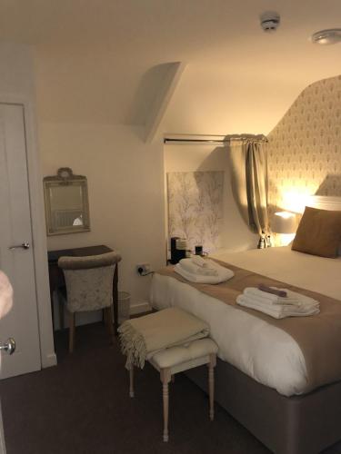 JT Abergwaun hotelにあるベッド