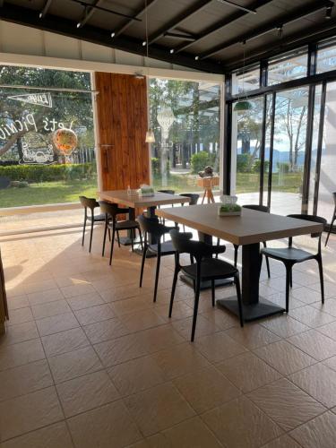 Un restaurante u otro lugar para comer en Lutai B&B