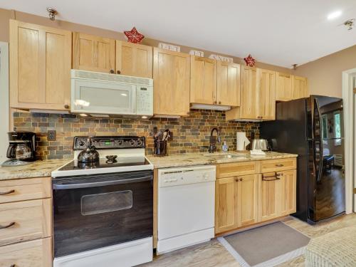 335E Mountain Villa – Photos 5