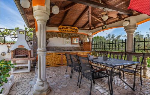 Stunning Apartment In Medulin With Wifi