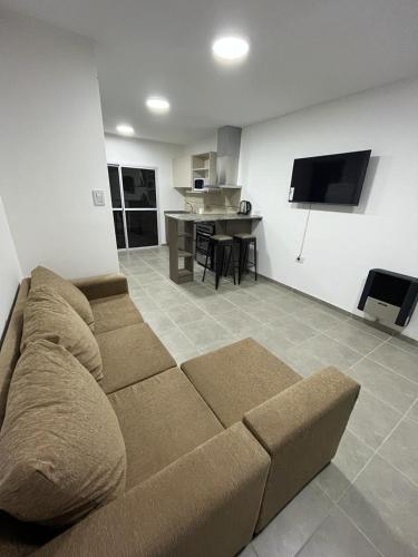 Kuchyň nebo kuchyňský kout v ubytování Departamento Nº 3 en complejo semiprivado! 2 habitaciones