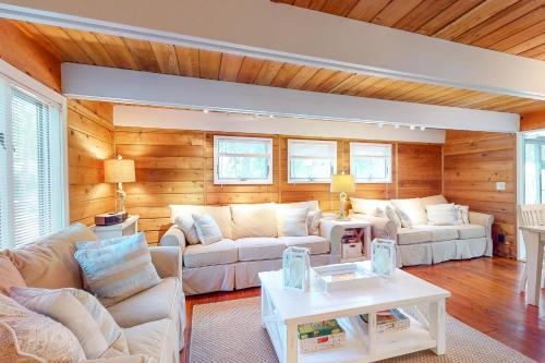 Middlesex Beach -- 9 Bayberry – Photos 4