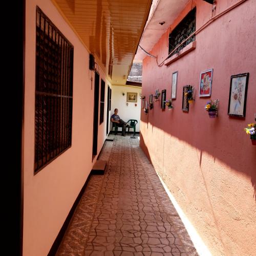 Foto dalla galleria di Judys Home - Bed and breakfast a Retalhuleu