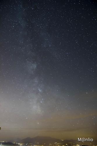 a starry night with the milky way in the sky at Agriturismo Casa Rosa in Offida