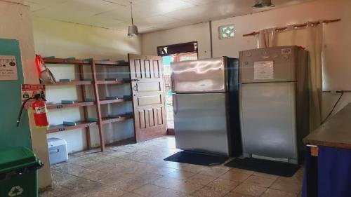 Nhà bếp/bếp nhỏ tại Cabinas Palmer Makanda
