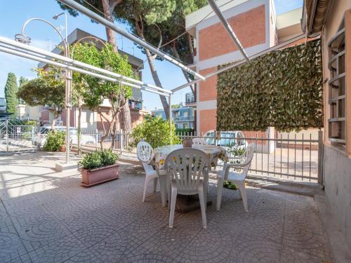 Cosy apartment in Follonica near the seabeach