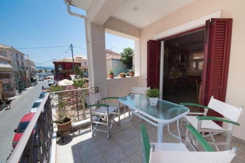 La Strada City House