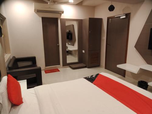 Katil atau katil-katil dalam bilik di HOTEL AIRPORT INN ONE