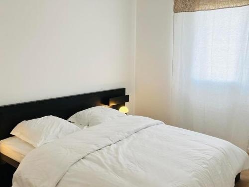 Posteľ alebo postele v izbe v ubytovaní Appartement Calvi, 2 pièces, 4 personnes - FR-1-63-317