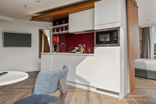 Roomzzz London Stratford photo 27