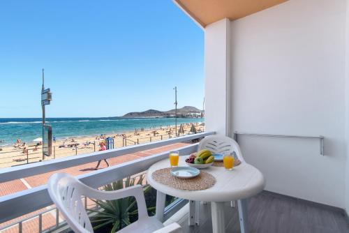 Home2Book Cozy Apartment Beach Front Las Canteras