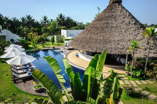 Bazén v ubytování Navutu Dreams Resort & Wellness Retreat nebo v jeho okolí