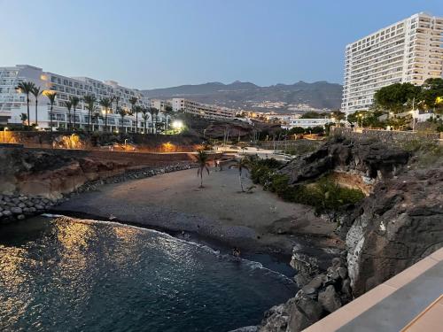 Ocean Garden Sunset Apartment - heated swimming pool Free WIFI