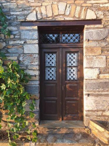 Το Πέτρινο Αρχοντικό