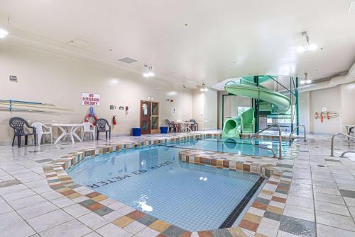 Super 8 by Wyndham St Johns – Photos 3