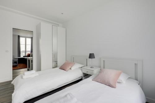 AC 4p apt - Louvres Place Vendome Paris center by Weekome