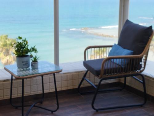 Gallery image of Ten Steps To The sea 4BR And Balcony in Bat Yam