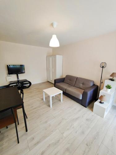 BEL AIR - Studio, Proche centre, WIFI, Climatisation
