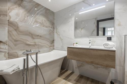 Résidence Topaze - Central - Luxurious - 50m Croisette Palais - LRA CANNES photo 28