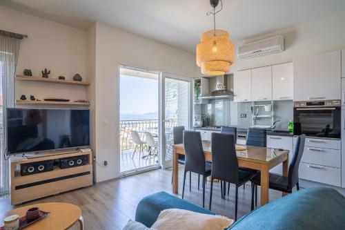 Apartments Makarska