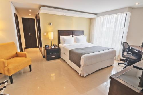 Katil atau katil-katil dalam bilik di Sonesta Hotel Cali