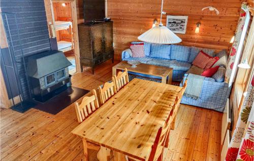 Χώρος καθιστικού στο Lovely Home In Tärnaby With Wifi