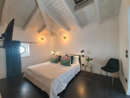 BELU - Fondi Holiday Rooms