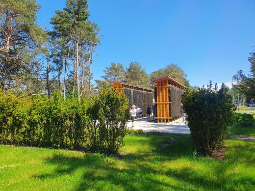 En have udenfor Apartament w Rezydencji Bursztyn