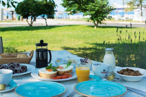 Đồ ăn tại/gần căn hộ