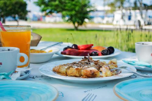 Đồ ăn tại/gần căn hộ