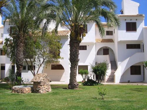 Fotografia z galérie ubytovania Lovely 1bedroom renewed apartment with 3 pools v destinácii Torrevieja