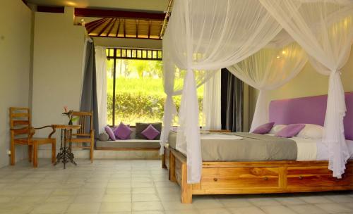 Prashanti Bali 객실 침대