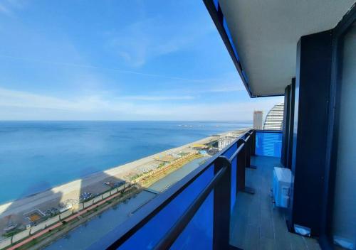 巴统Aparthotel Orbi City sea view的相册照片