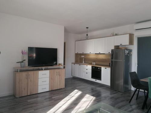 Kuchyňa alebo kuchynka v ubytovaní Apartments Nana