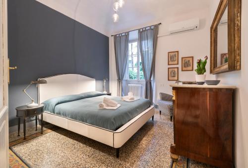 Dimora D'Azeglio with private patio
