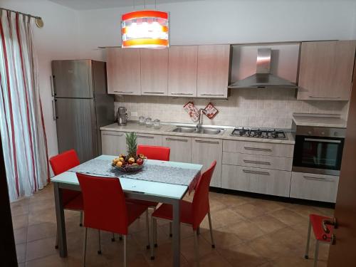 Η κουζίνα ή μικρή κουζίνα στο Assiri Garden House