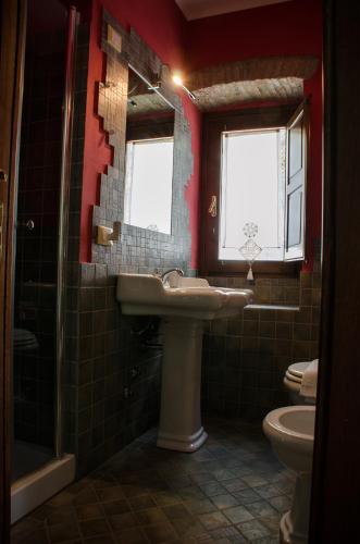 Ένα μπάνιο στο Bed and breakfast La Sentinella