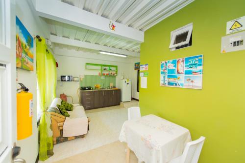 TV a/nebo společenská místnost v ubytování Apartamentos Turísticos El Conquistador