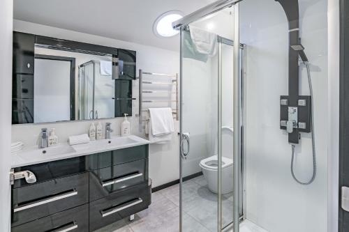 A bathroom at Tranquil Stream Side Retreat