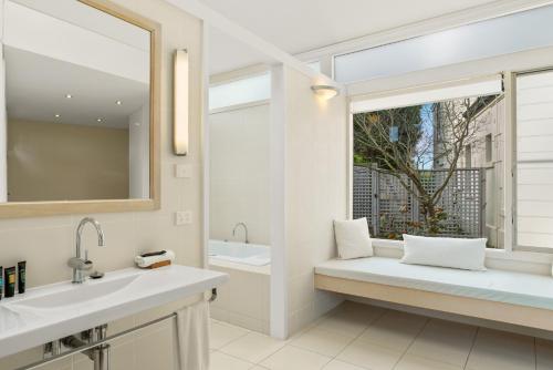 Colhurst House tesisinde bir banyo