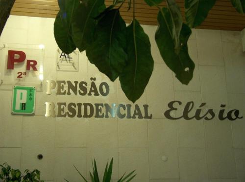 Logo o señal de este hostal o pensión