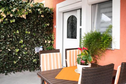 Gallery image of Apartment Ovcica with terrace in Izola in Izola