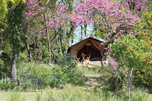 Les Toiles de La Tortillère tentes luxes safari lodge glamping insolite